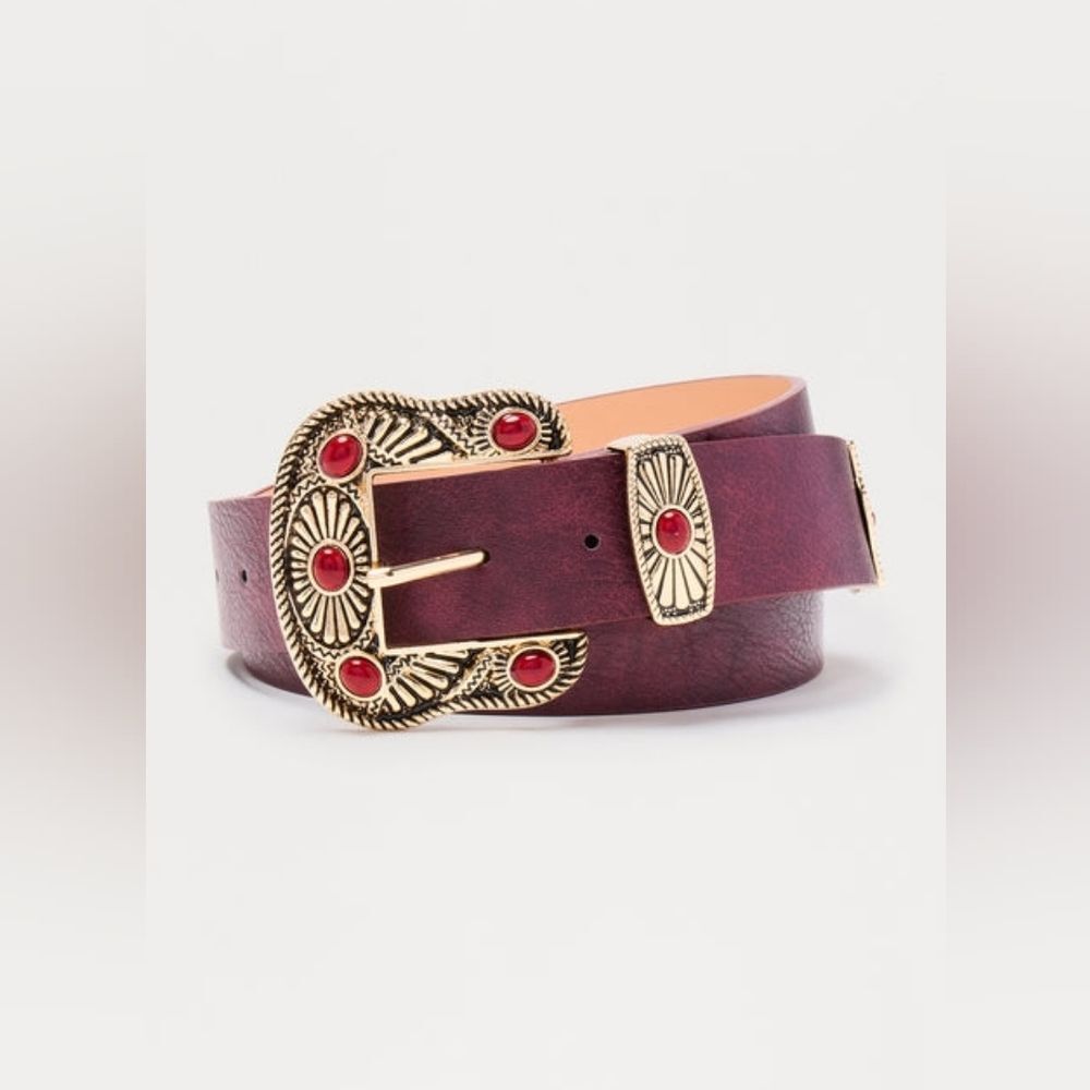 Desert Rising Women's Faux Leather Burgundy Belt Size OS Length 44in